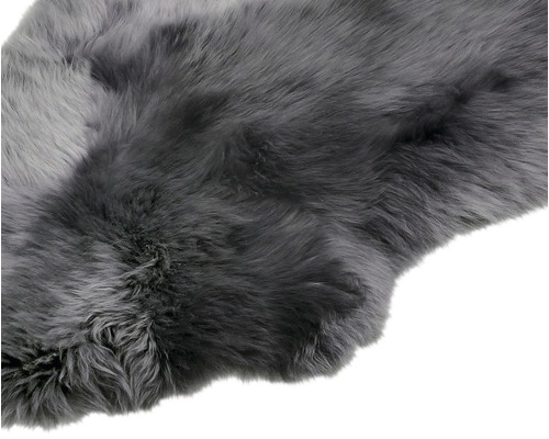 Grauer Schaffellteppich
