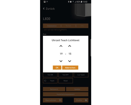 App-Oberfläche zur Einstellung von Uhrzeit und Lichtlevel