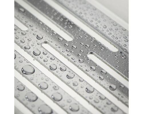 Abtropfgestell mit Wassertropfen