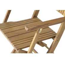 Detailansicht eines Holz Gartenstuhls