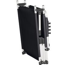 Chaise longue de jardin pliée avec cadre en aluminium et revêtement textile