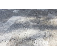 Revêtement de sol en carreaux de pierre naturelle