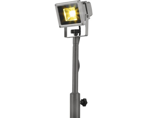 Gartenstrahler mit Erdspieß zur flexiblen Beleuchtung von Aussenbereichen