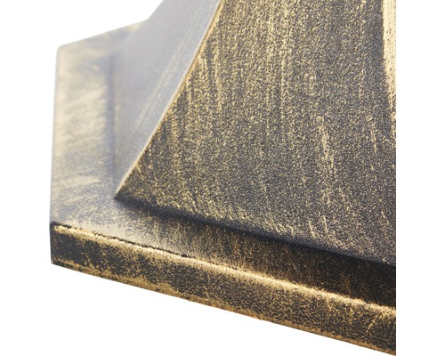 Detailaufnahme eines Sockels für eine Aussenleuchte.