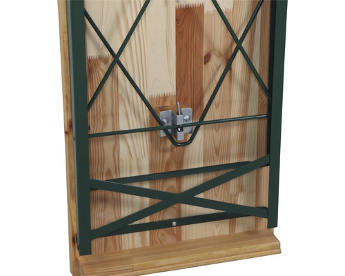 Dessous d''une table de brasserie avec cadre métallique et plateau en bois.