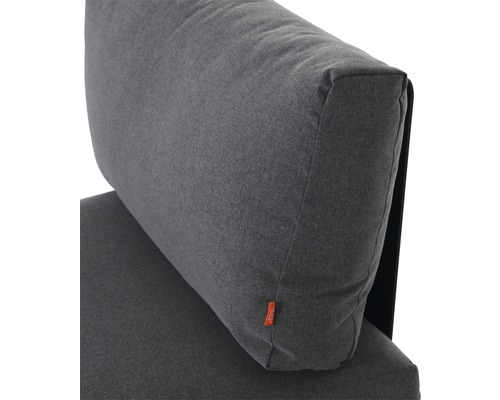 Gros plan d''un coussin en tissu gris