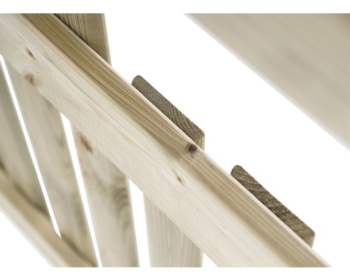 Detailaufnahme eines Holzgeländers