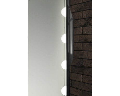 Gros plan d''un miroir avec éclairage