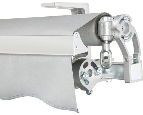 Detailansicht einer Markise mit Aluminiumgestell und Stoff