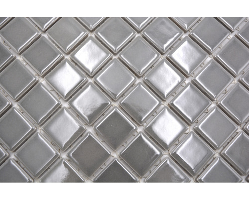 Quadratische Mosaikfliesen für Wand und Boden