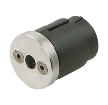 Verbindungsstück aus Metall und Kunststoff