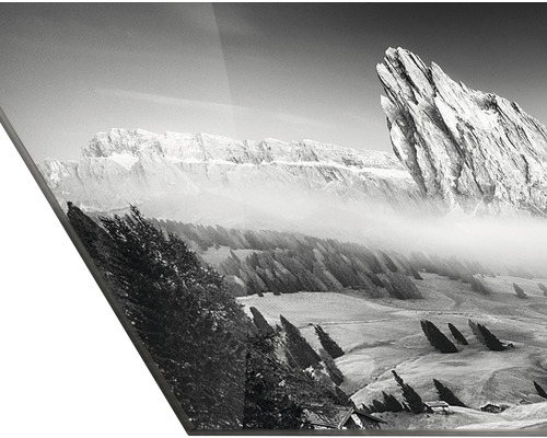 Schwarzweiß-Wandbild mit Berglandschaft