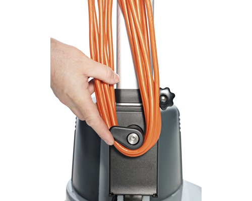 Detailansicht einer Reinigungsmaschine mit Kabelaufwicklung