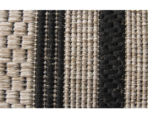 Gros plan d''un tapis à rayures