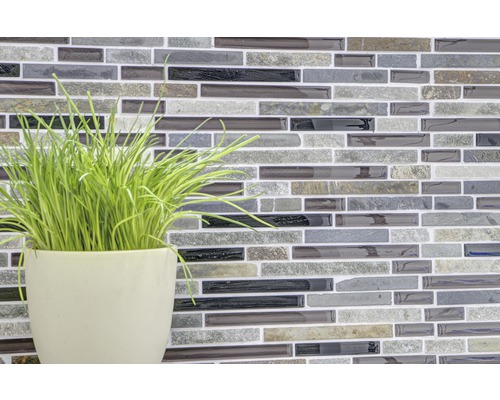 Mosaïque de carreaux muraux avec plante en pot