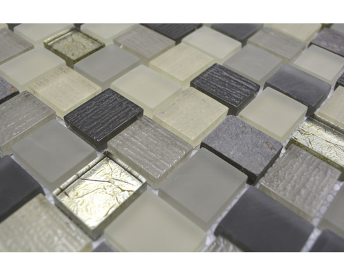 Mosaikfliesen mit quadratischen Elementen