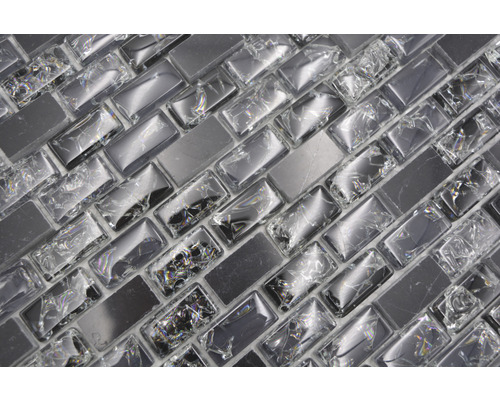 Mosaïque en verre et en pierre
