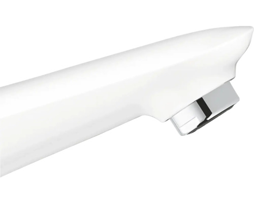 Detailaufnahme eines weißen Wasserhahns