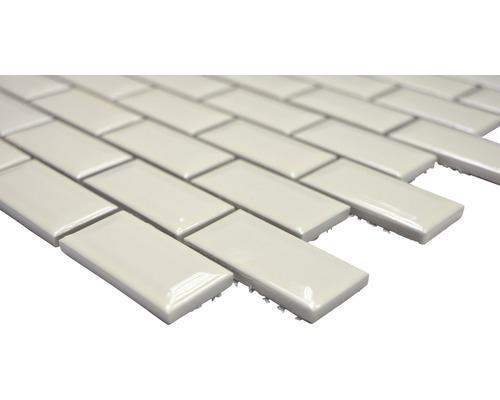 Carreaux de céramique rectangulaires en motif à chevrons