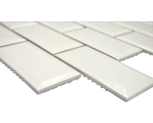 Carreaux de céramique rectangulaires en assemblage