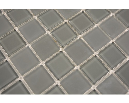 Gros plan de carreaux de mosaïque en verre carrés