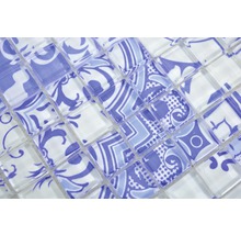 Mosaikfliese aus Glas mit Dekor