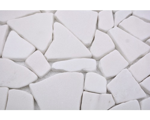 Mosaïque en pierre naturelle blanche