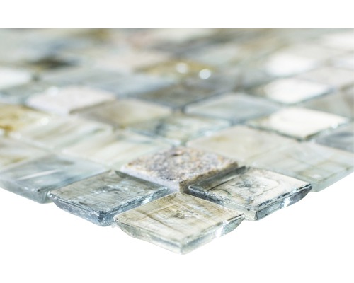 Mosaikfliese aus Glas und Naturstein