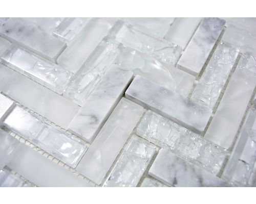 Mosaïque en verre et marbre à motif de chevrons