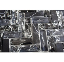 Mosaikfliese aus Glas und Naturstein