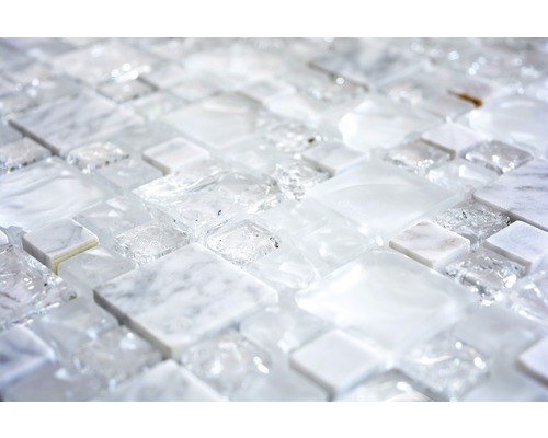 Mosaïque en verre et marbre