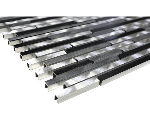 Mosaïque en aluminium et métal