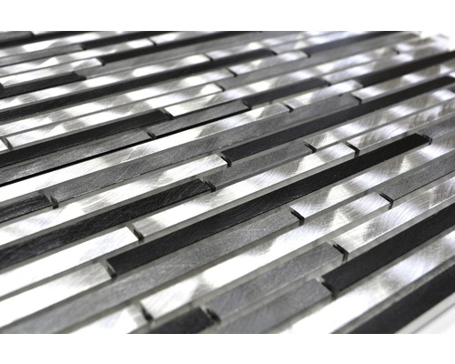 Carreau de mosaïque avec motif rayé