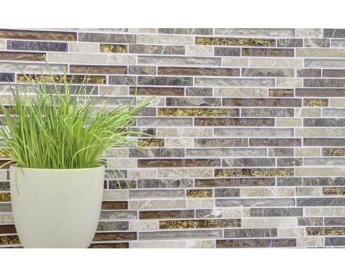 Mosaikfliese mit Pflanzen in Vase