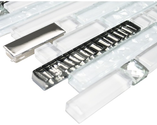 Mosaikfliese aus Glas und Metall