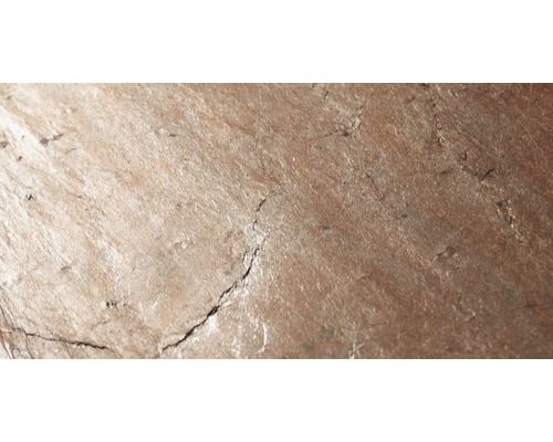 Nahaufnahme einer Holzoberfläche mit Rissen