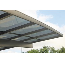 Vue détaillée d''un toit de terrasse avec des panneaux transparents