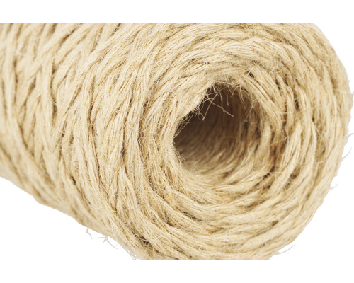 Gros plan d''une bobine de ficelle de jute.