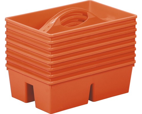 Stapel mit mehreren Mörtelkasten aus Kunststoff mit Griff