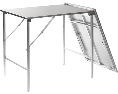 Table pliante argentée pour l''intérieur.