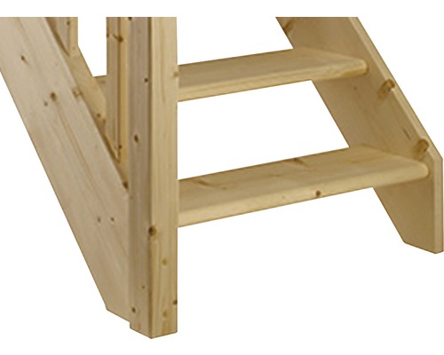 Detailaufnahme einer Holztreppe