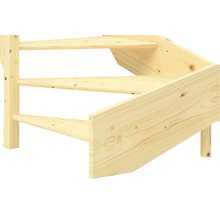 Holztreppe mit drei Stufen
