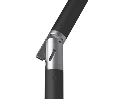 Detailansicht eines Sonnenschirmmastes mit Neigungsmechanismus.