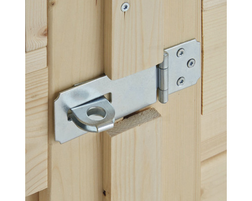 Metall-Überfalle an Holztür befestigt