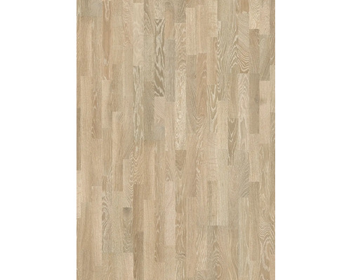 Verlegtes Parkett aus hellem Holz