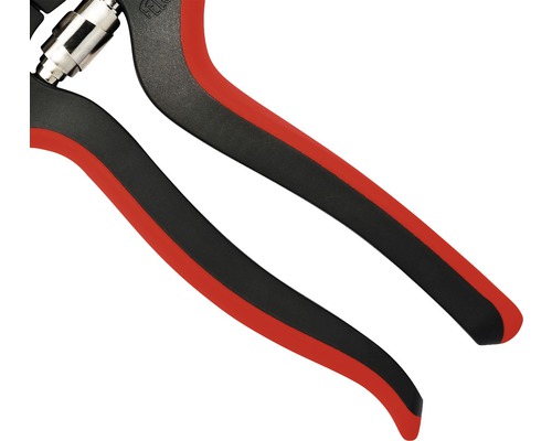 Teilansicht einer Gartenschere mit Griffen