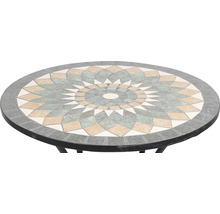 Runder Gartentisch mit Mosaikmuster