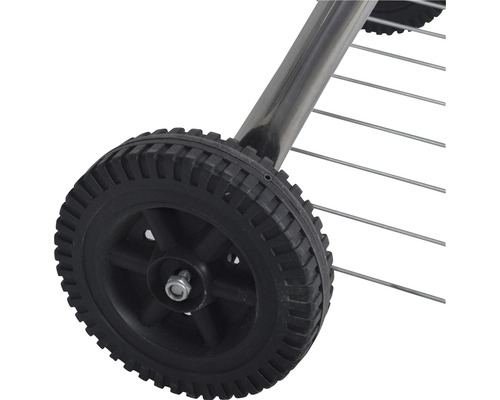 Detailansicht eines Transportwagens mit schwarzem Kunststoffrad und Metallgestell