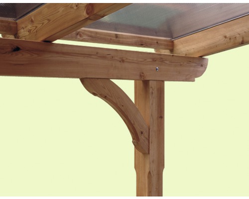 Vue détaillée d''un pavillon en bois avec poutres en bois et entretoises