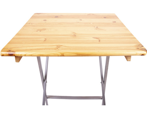 Holztisch mit Metallgestell